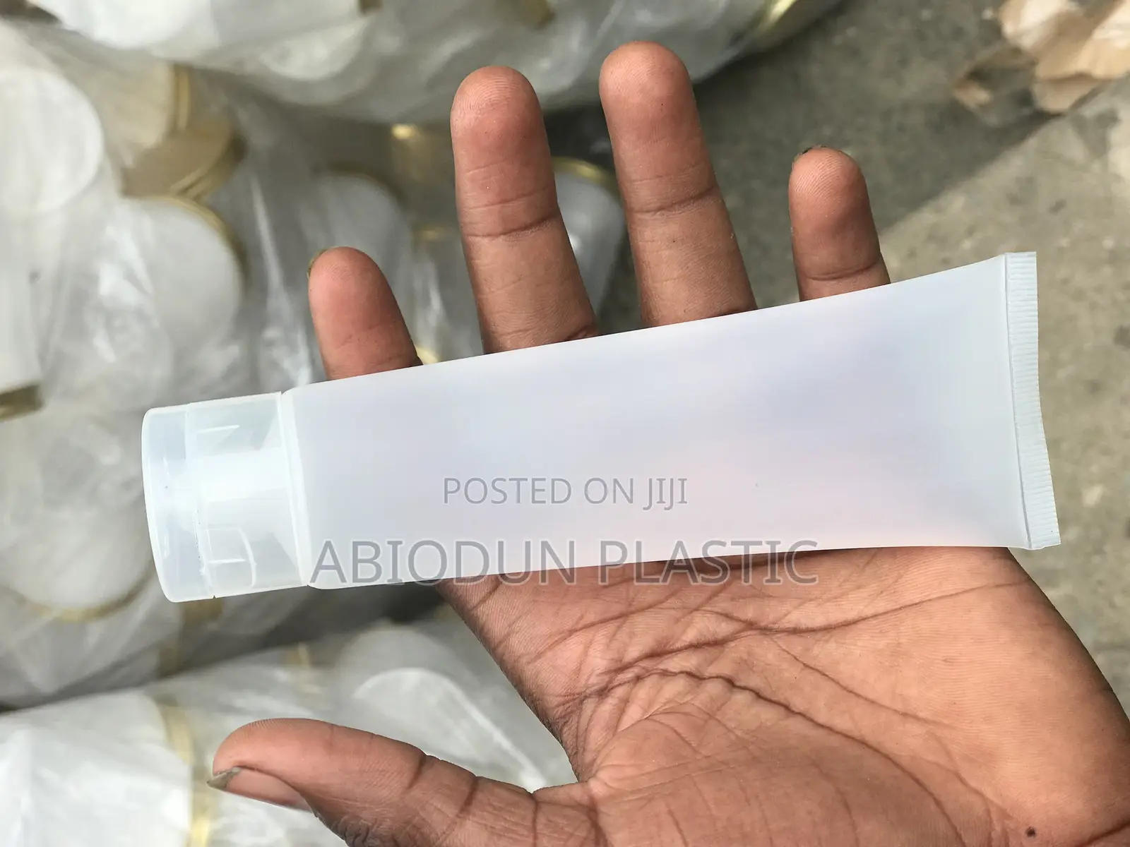 Tube 250ml Container