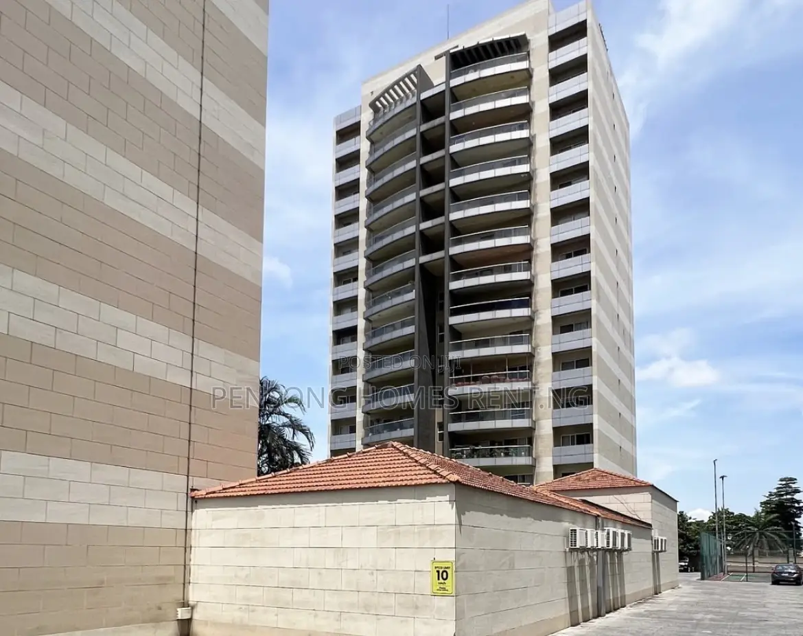 3bdrm Apartment in 500, Ikoyi for sale