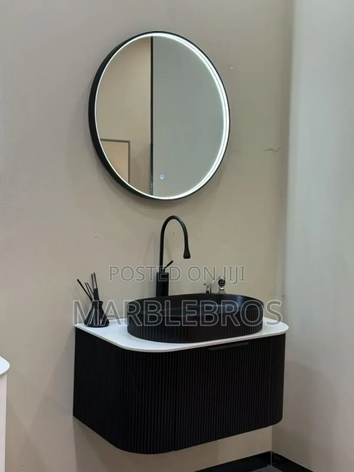 Mb Luxury Washbasin With Mirror