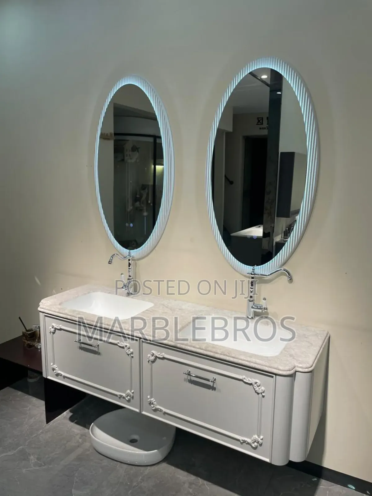 Mb Luxury Washbasin With Mirror