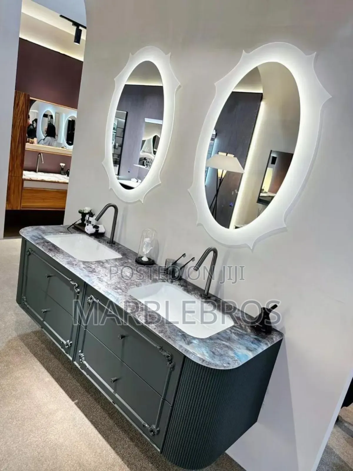 Mb Luxury Washbasin With Mirror