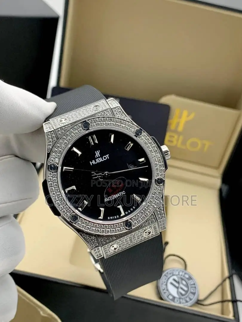 Hublot Quality Luxury Men Genuine Leather Iced Face Wristwatch