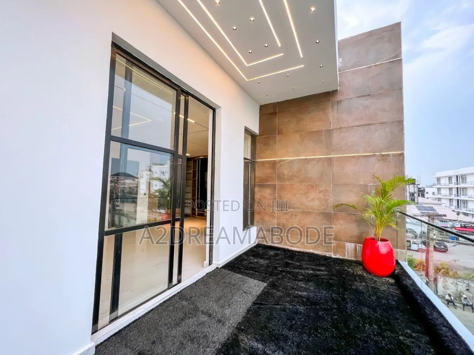 5bdrm Duplex in Lekki Phase 1 Right for sale