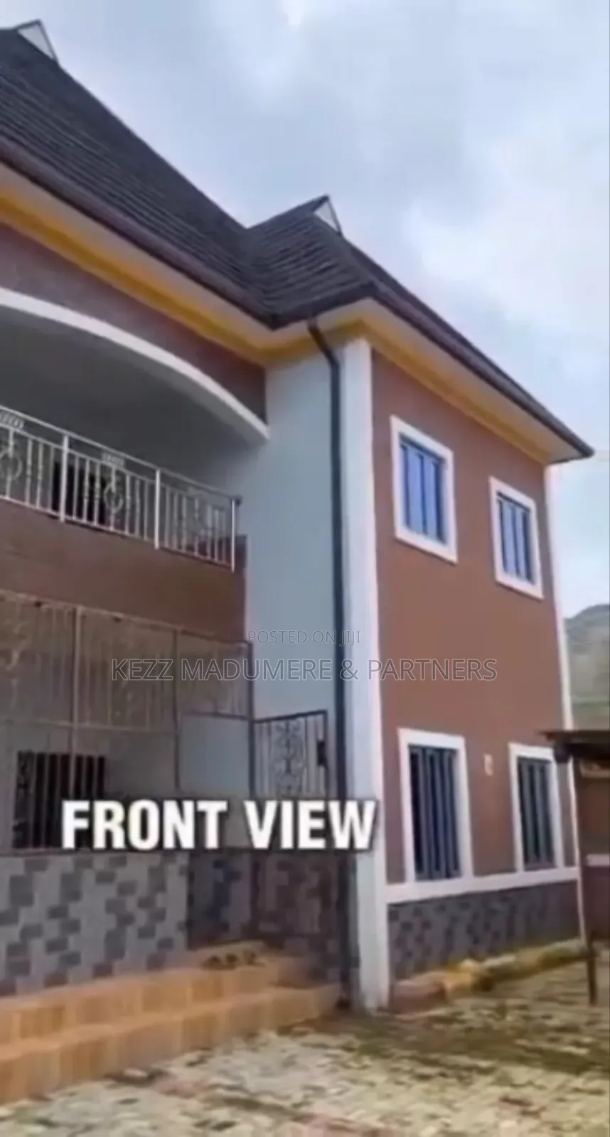 5bdrm Duplex in Rumuaghulu , Port for sale