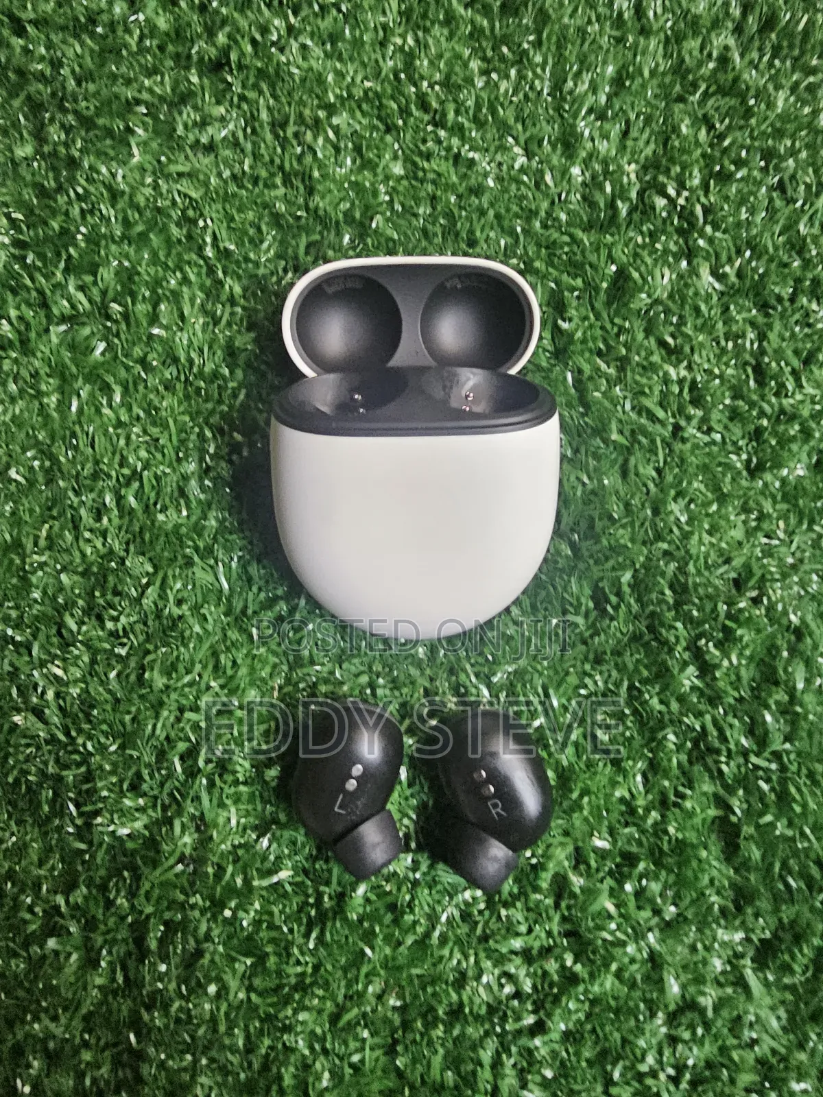 London Used Google Pixel Buds Pro Noice Cancelling Earbuds Bluetooth