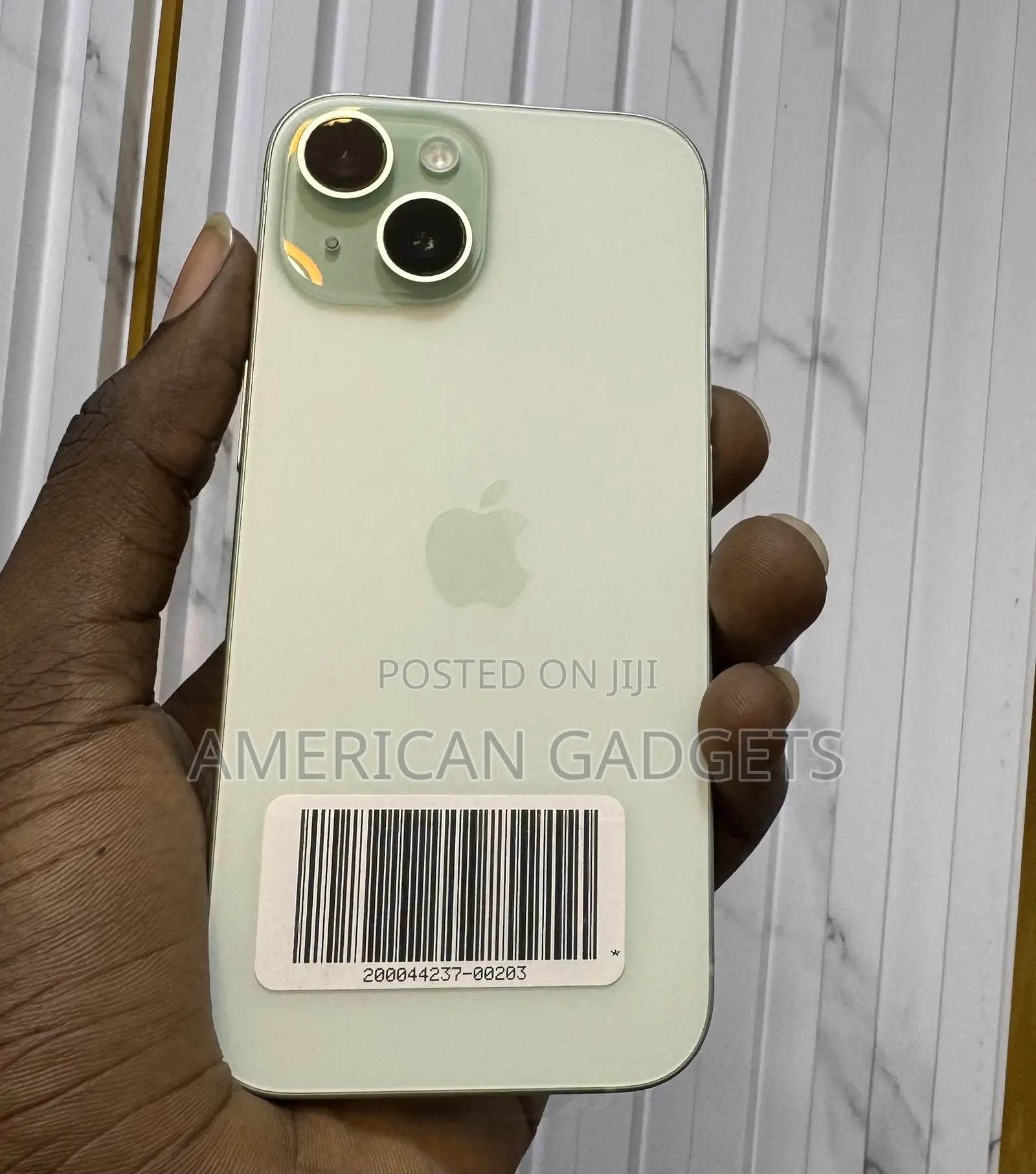 Apple iPhone 15 128 GB Green