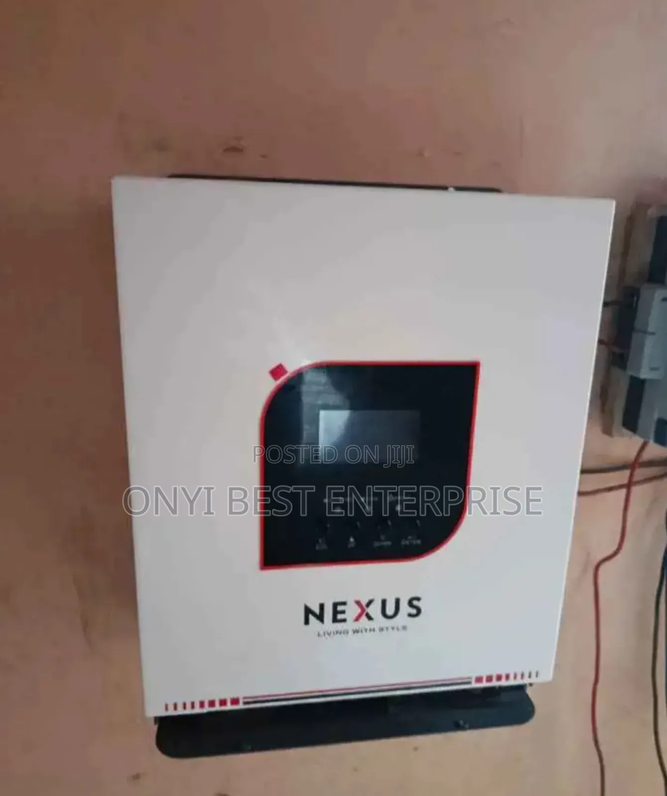 Nexus Hybrid Inverter 2500va 12v