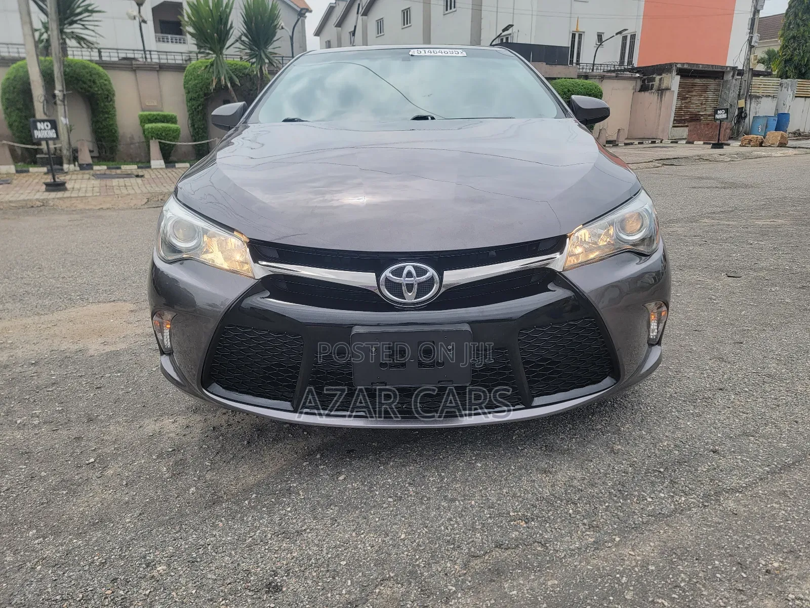 Toyota Camry SE 4dr Sedan (2.5L 4cyl 6A) 2016 Gray