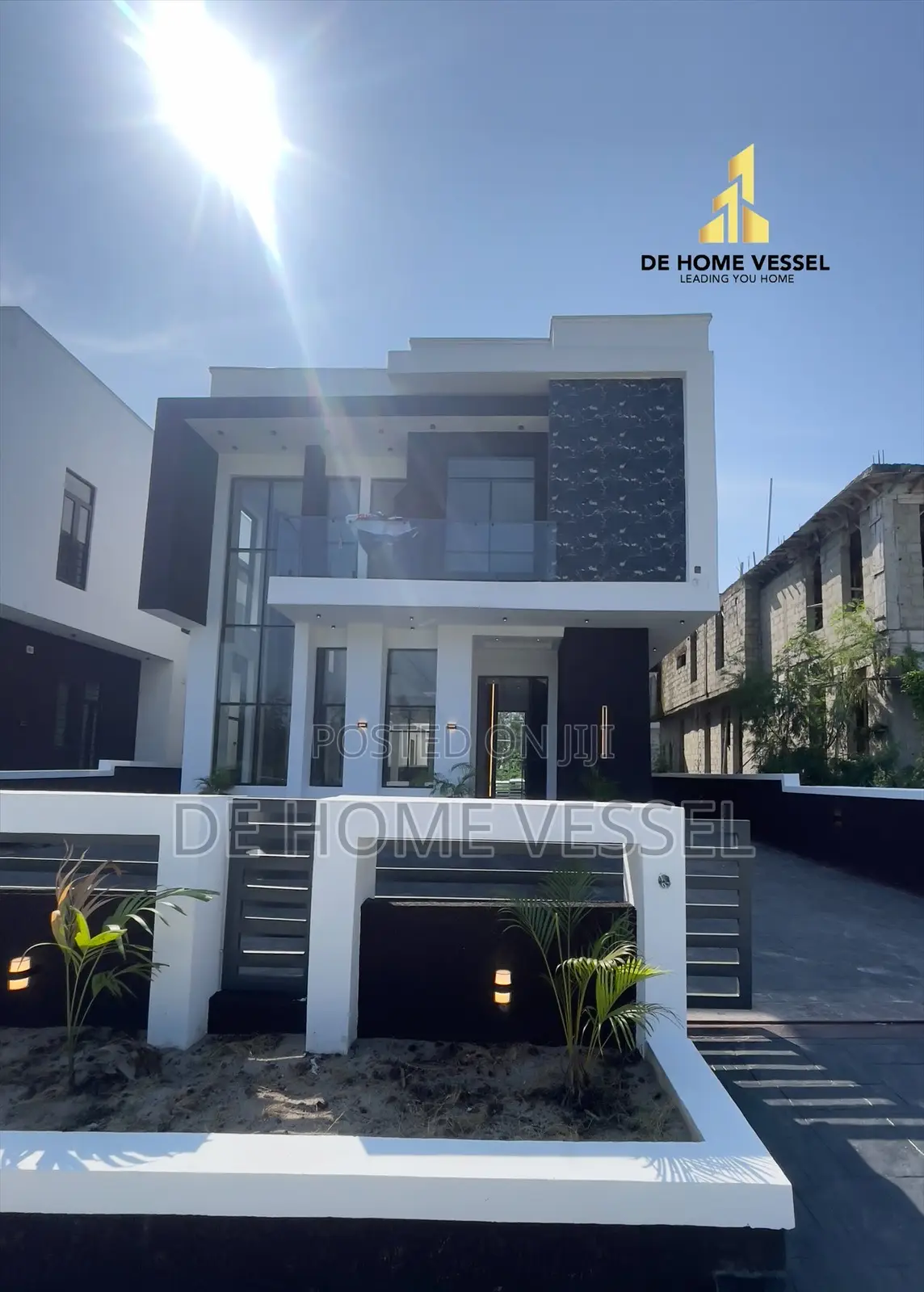 5bdrm Duplex in Lekki for sale