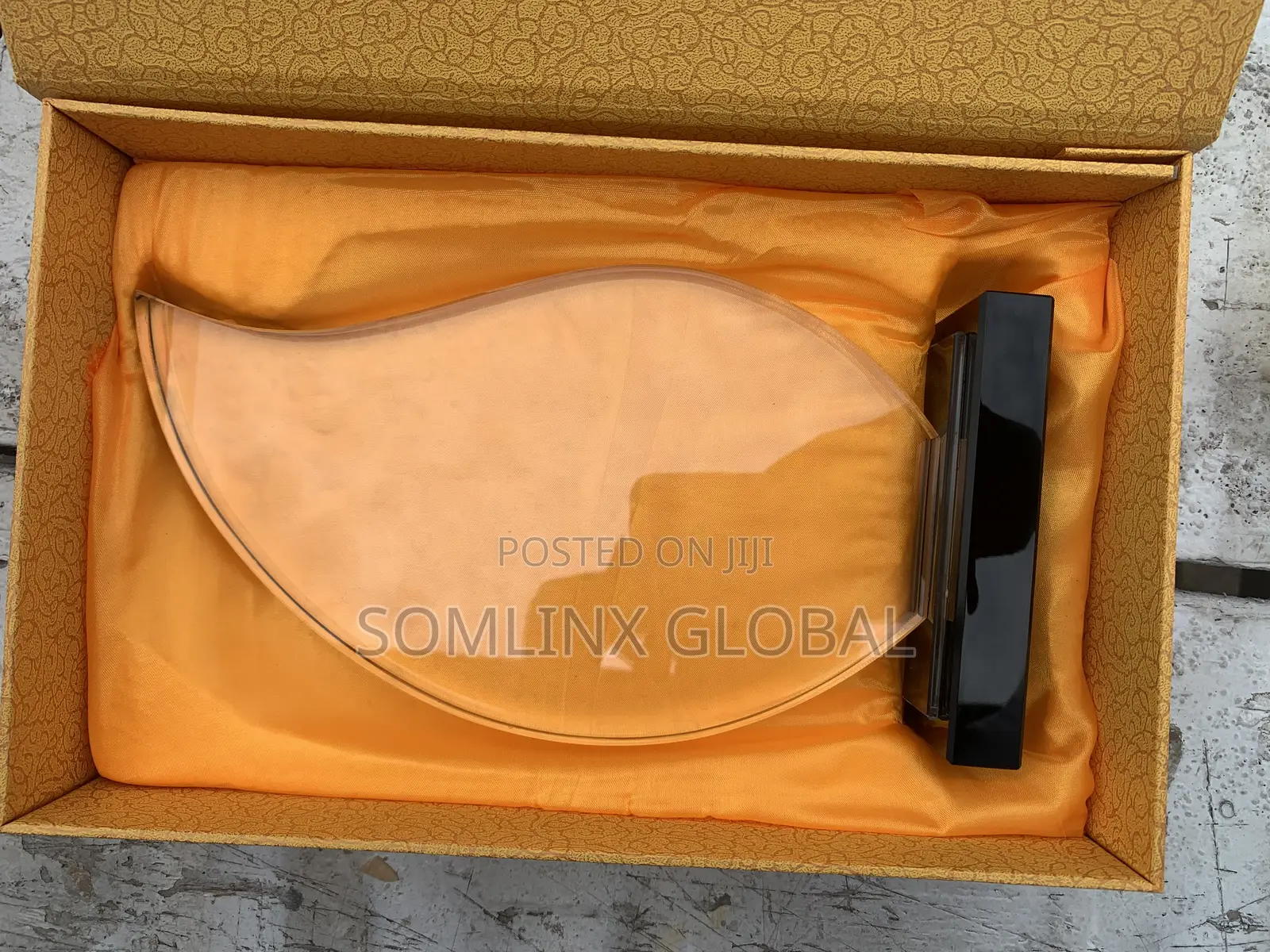 Mango Glass Plaque (Award) With Printing