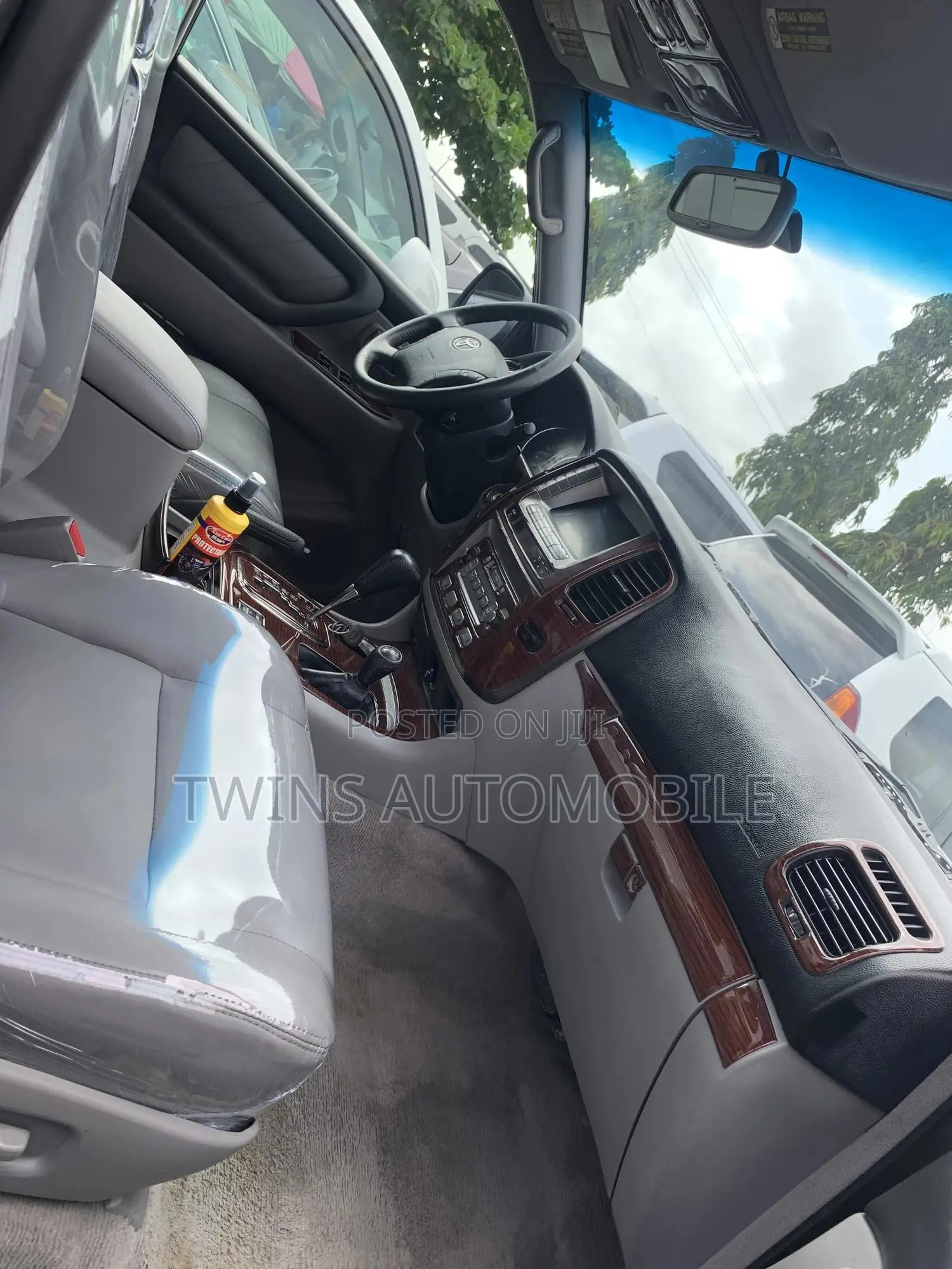 Toyota Land Cruiser 2004 Gray