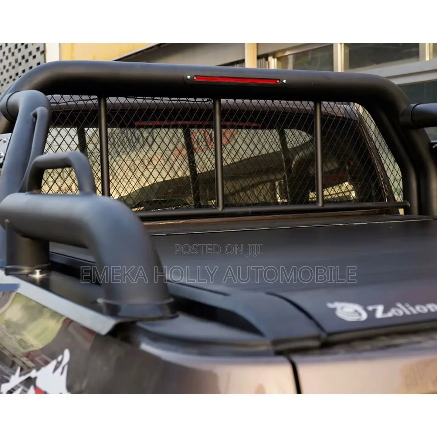 Universal Off-Road Roll Bar Protector for Pickups