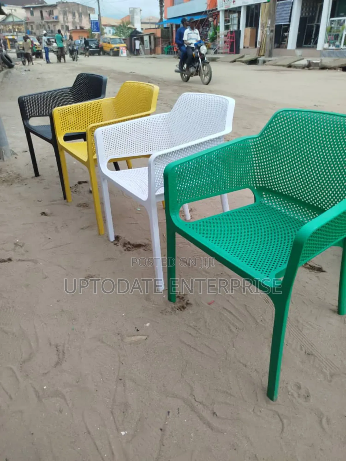 Restaurant Chair With Strong Legs