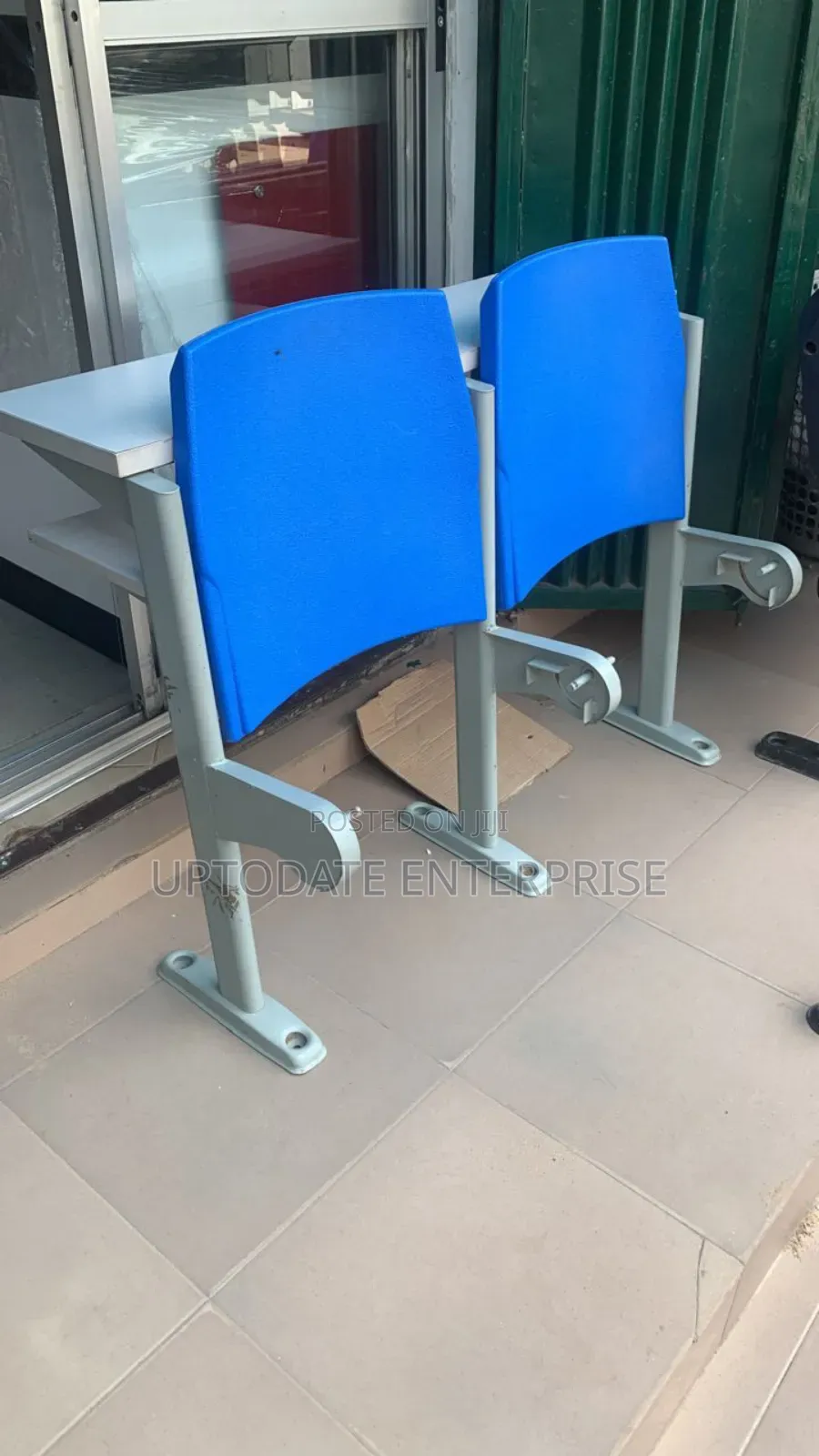 Lecture Hall Seat With Table