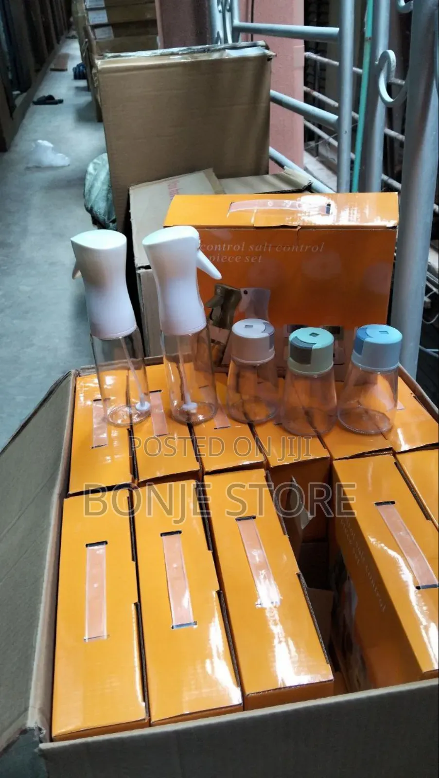 5pcs Spray Oil Bottle and Spice Container Set