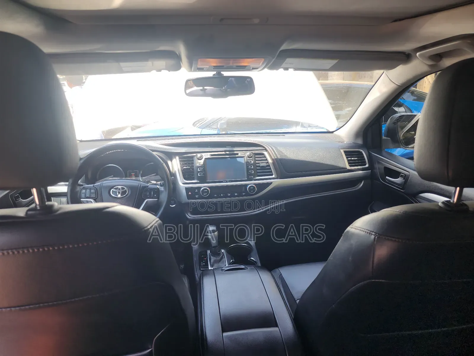 Toyota Highlander XLE 4x2 V6 (3.5L 6cyl 8A) 2018 Silver