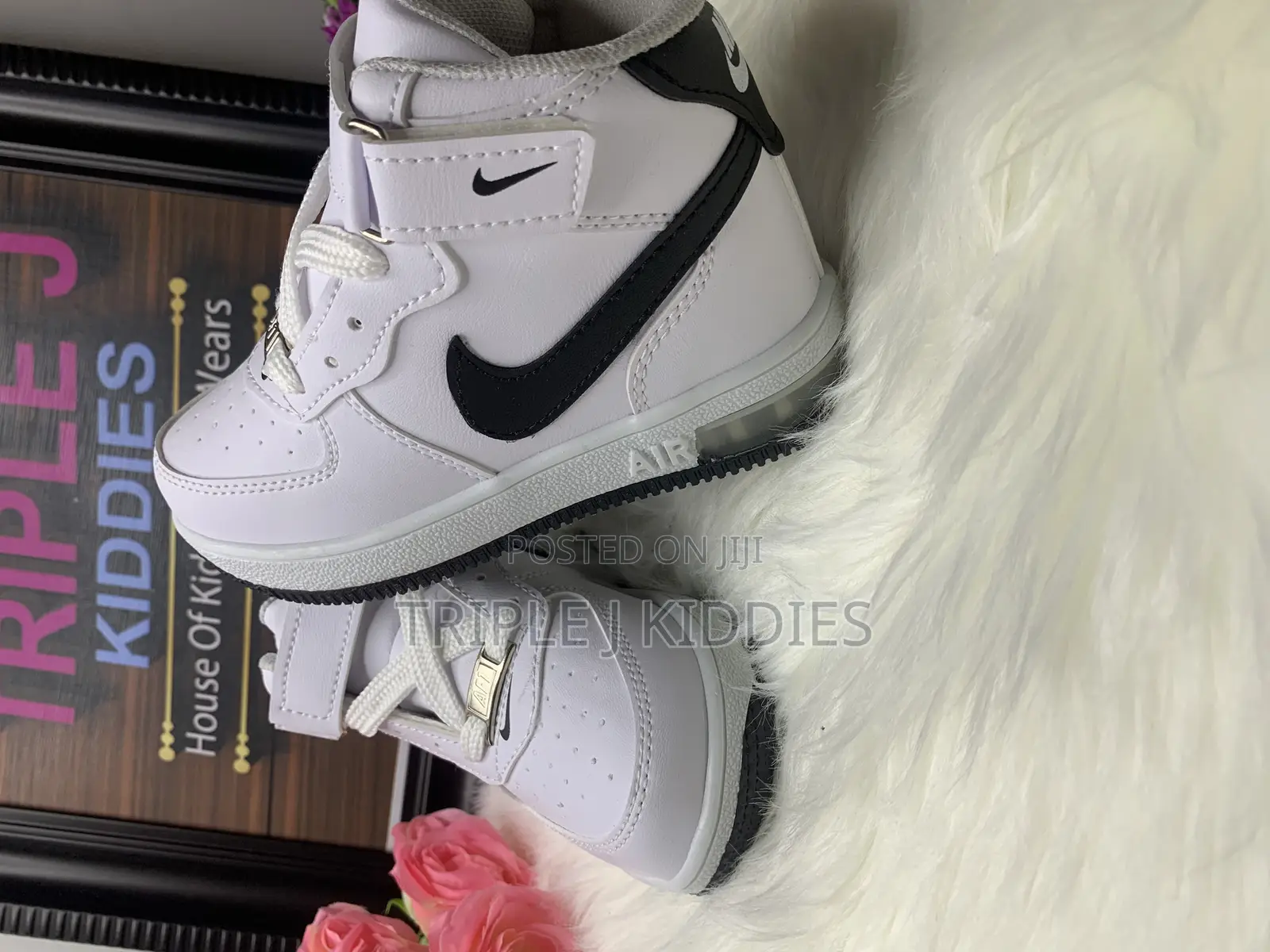 Boys/ Girl Sneakers