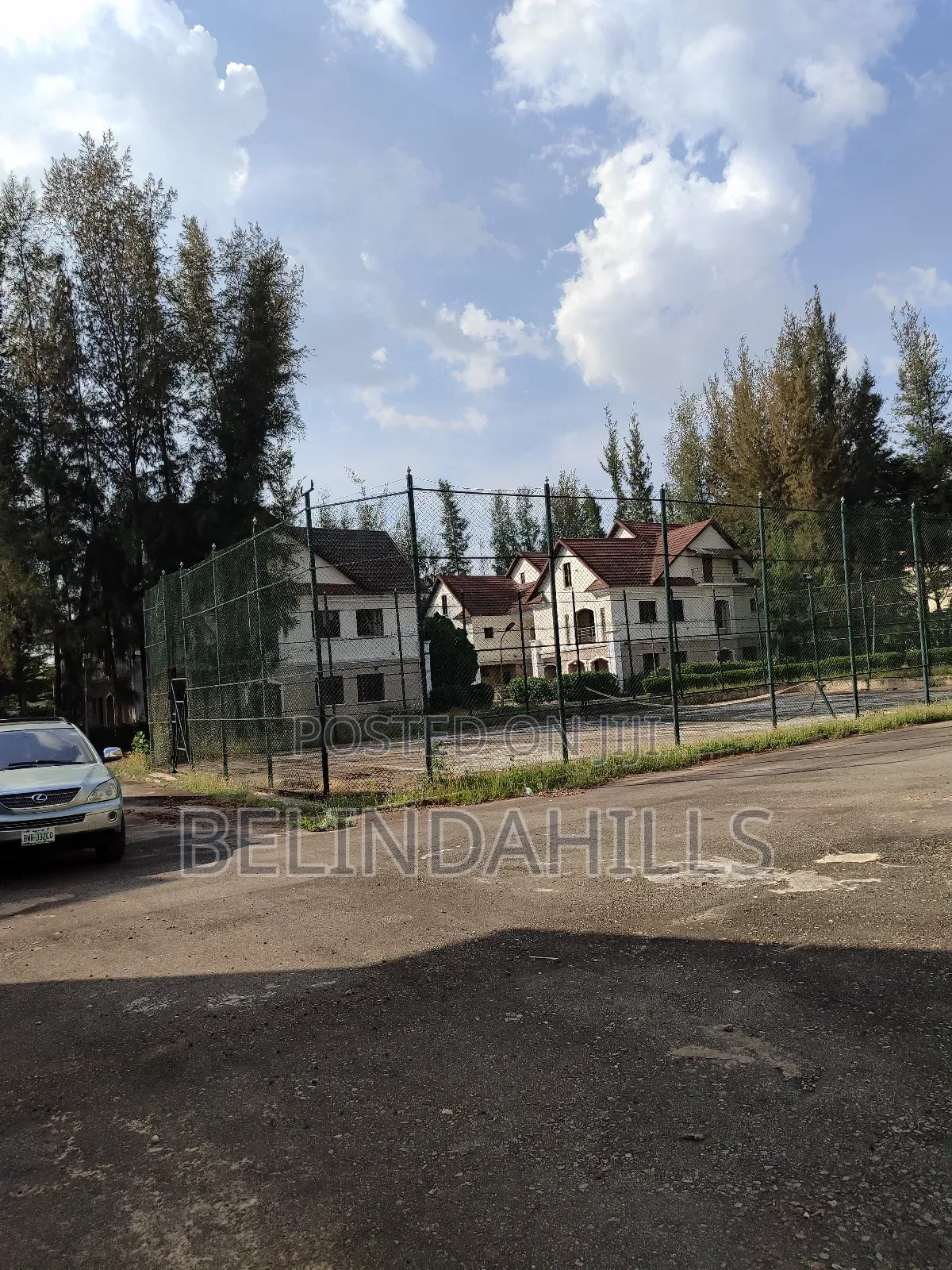 4bdrm Duplex in Utako for sale