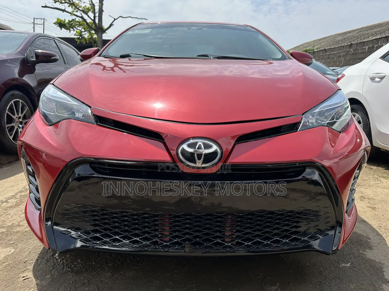 Toyota Corolla LE (1.8L 4cyl 2A) 2019 Red