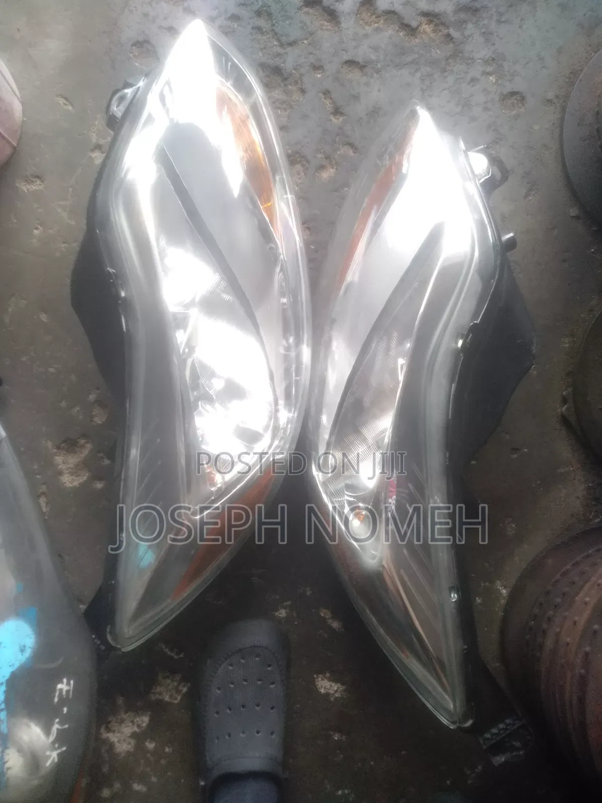 2012 Ford Focus Headlight