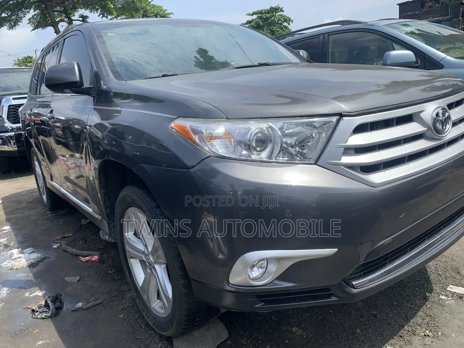 Toyota Highlander Limited 2012 Gray