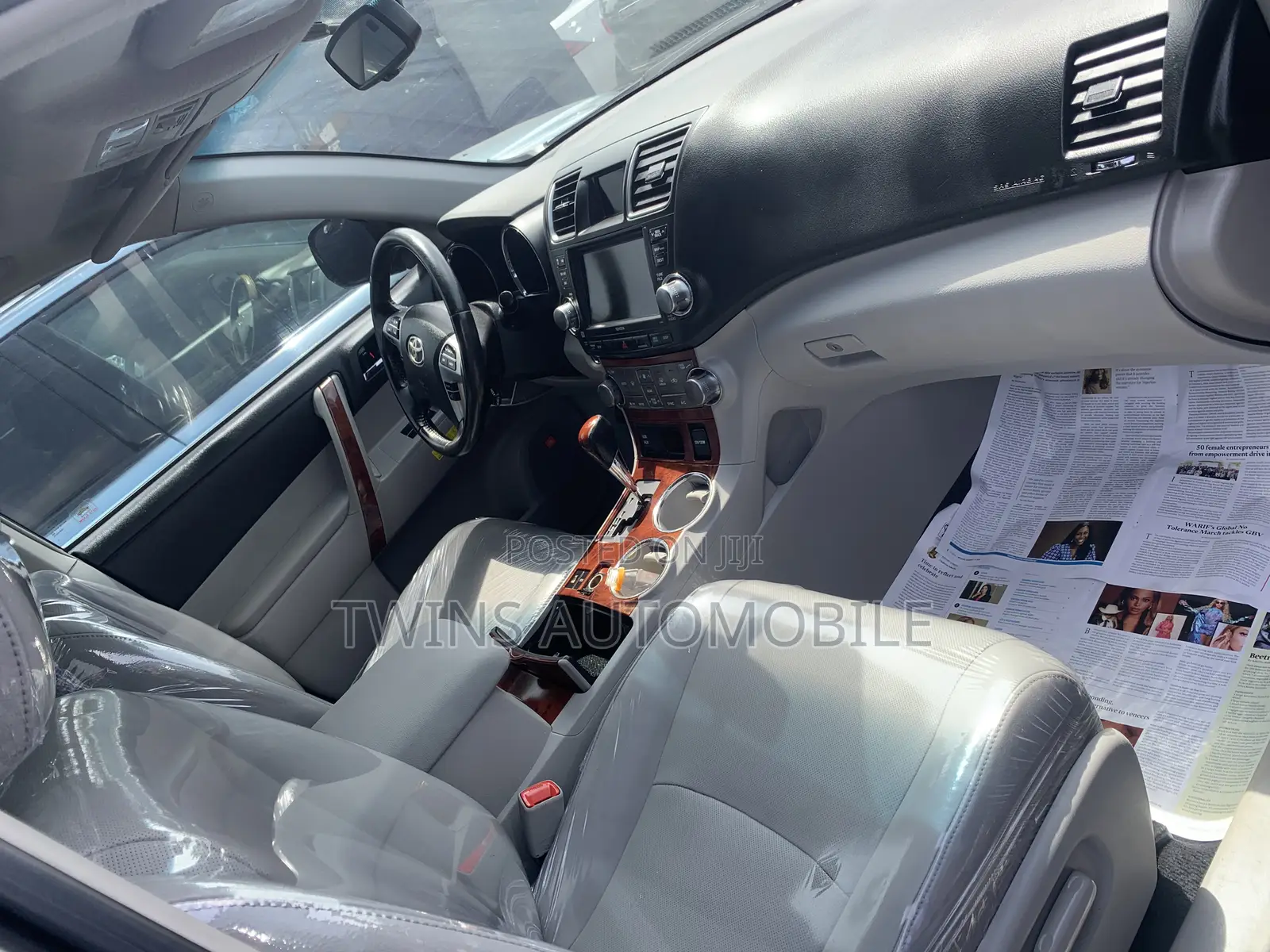 Toyota Highlander Limited 2012 Gray
