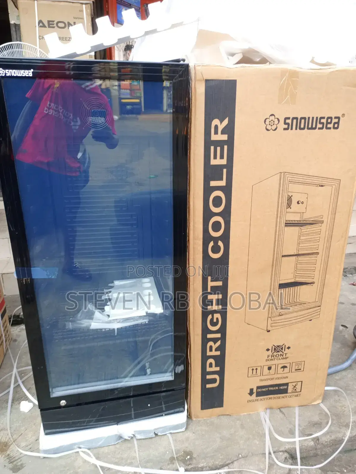 Snowsea Upright Showcase Beverage Chiller | Lc-270 (270l)