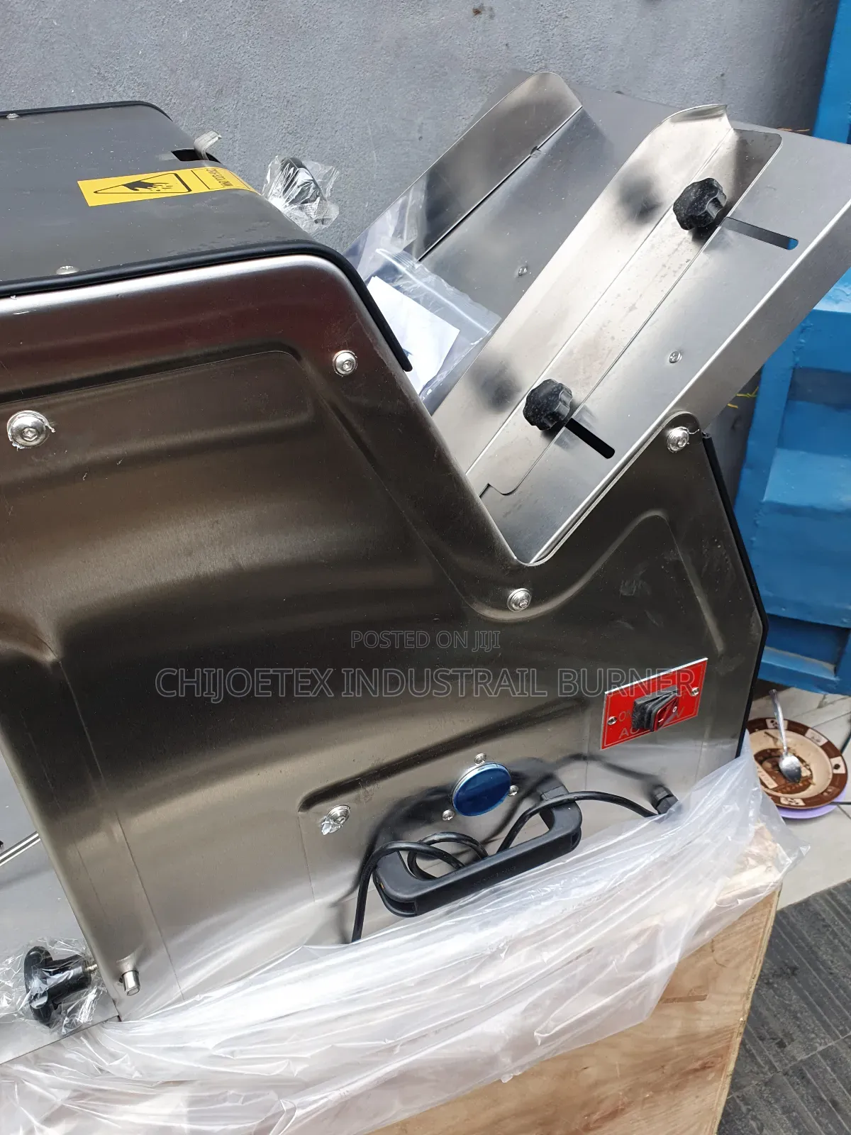 Commercial Bread Slicer Machine
