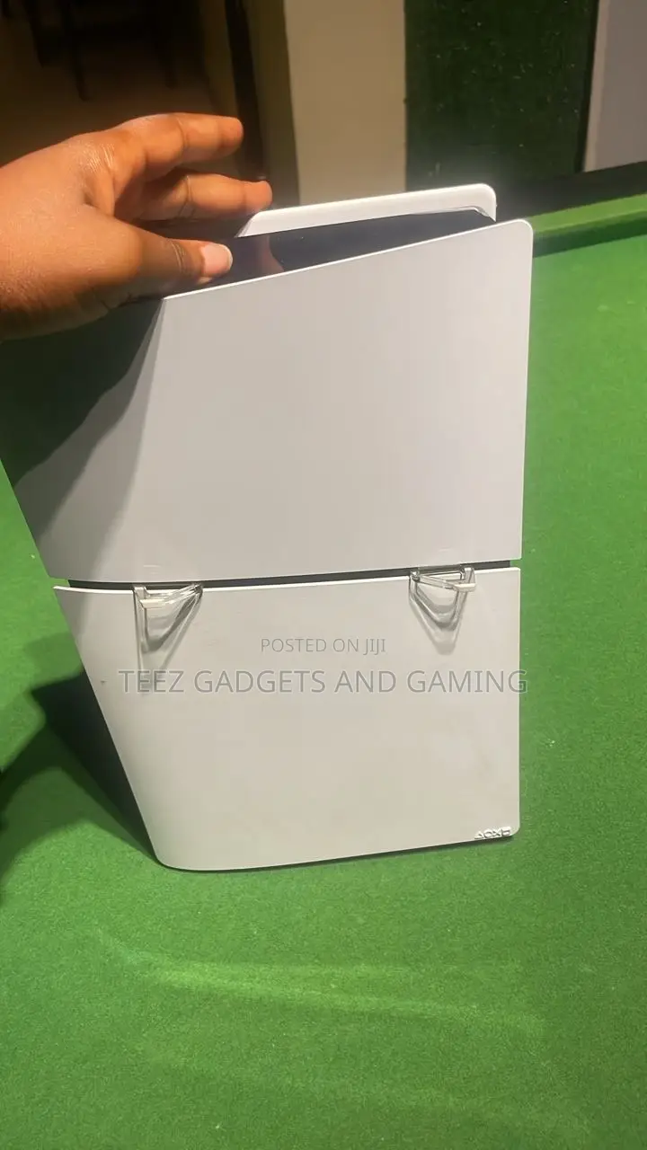 Ps5 Slim Digital With Two Controllers and Games