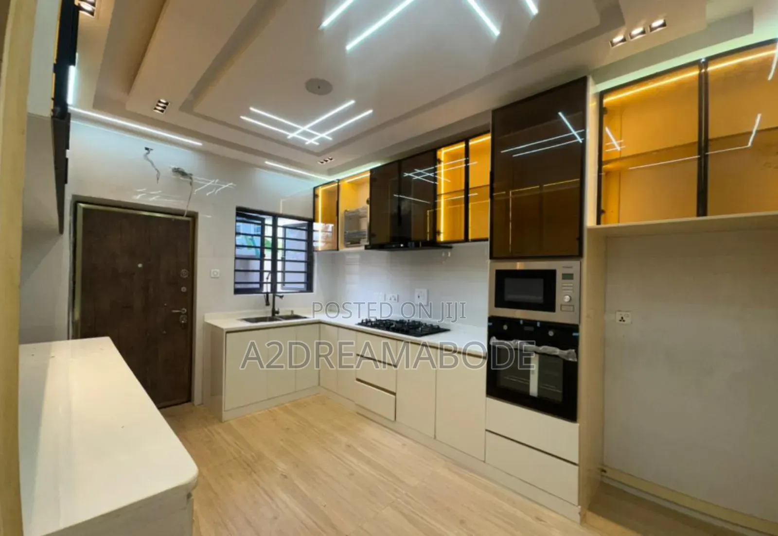 4bdrm Duplex in Millennium, Gbagada for sale