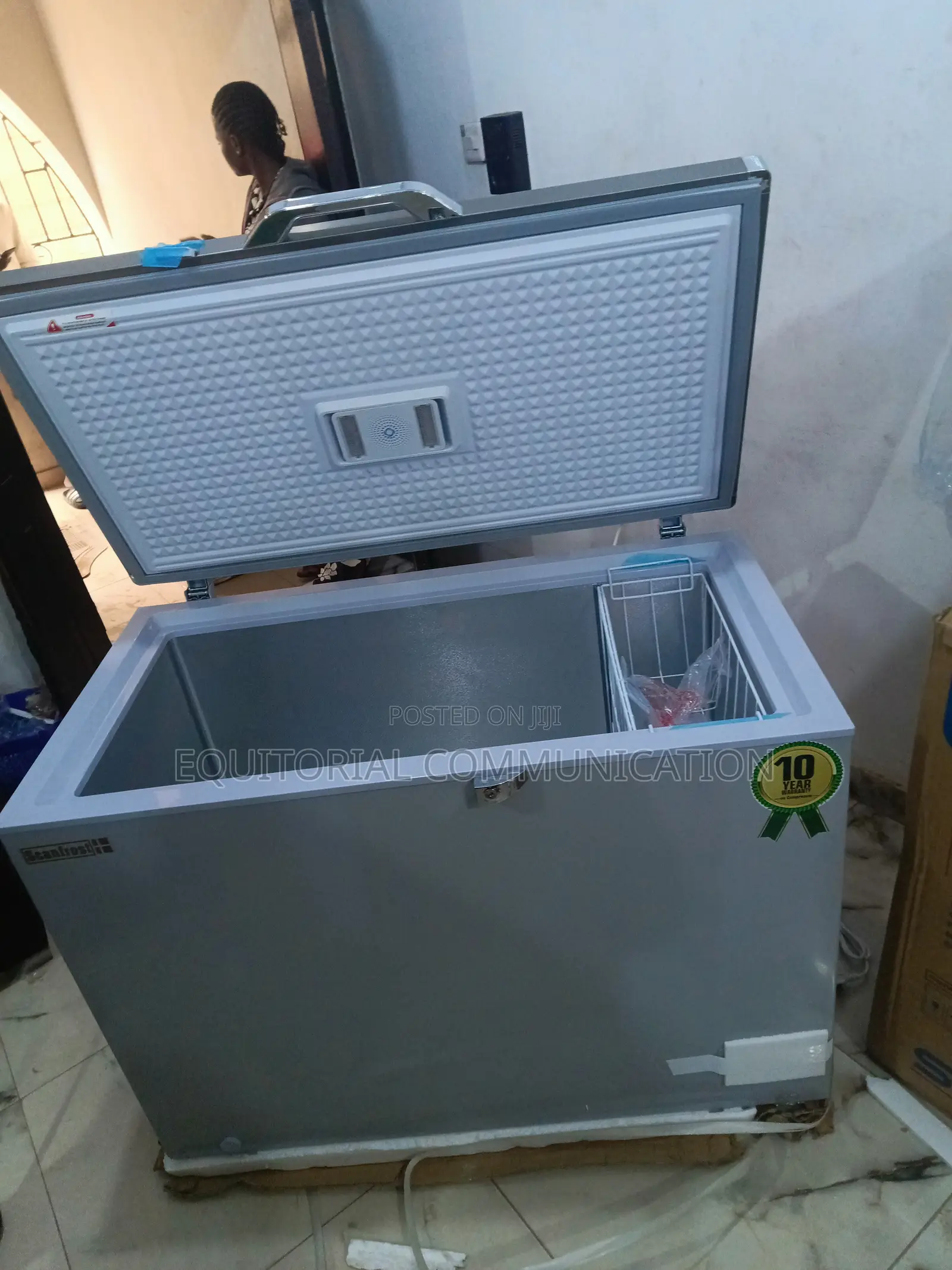 Scanfrost 300l Chest Freezer – Keeps Food Fresh Always