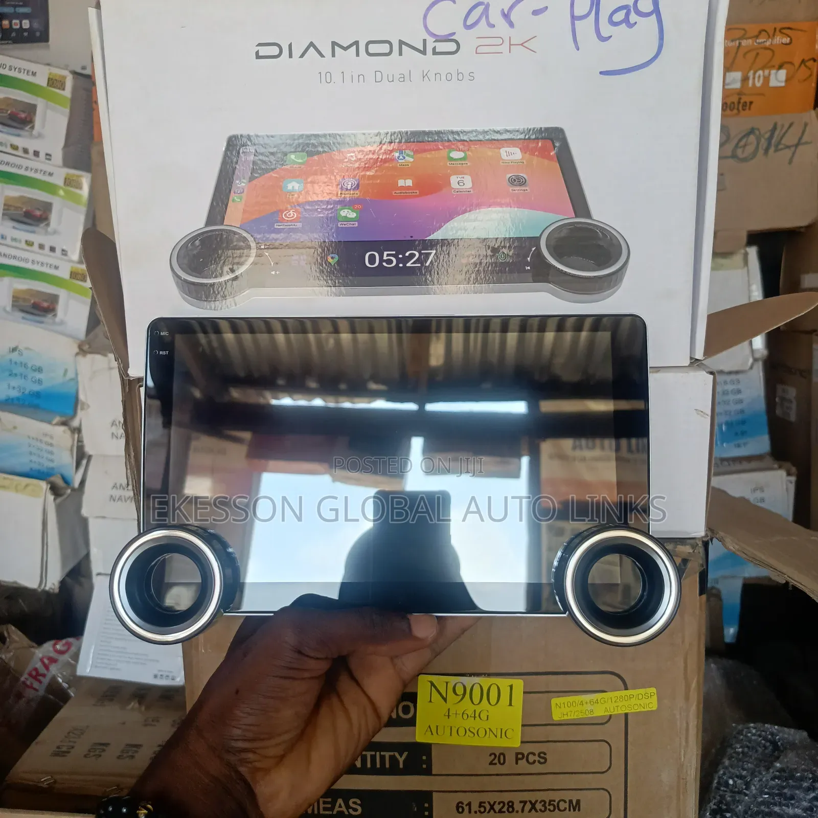 Latest Diamond Dual Knob and Apple  Car Play Screen With Reverse Cam