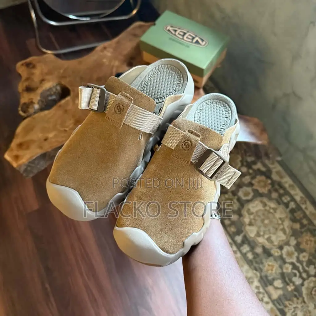 Original Keen Hyperport Leather Clogs