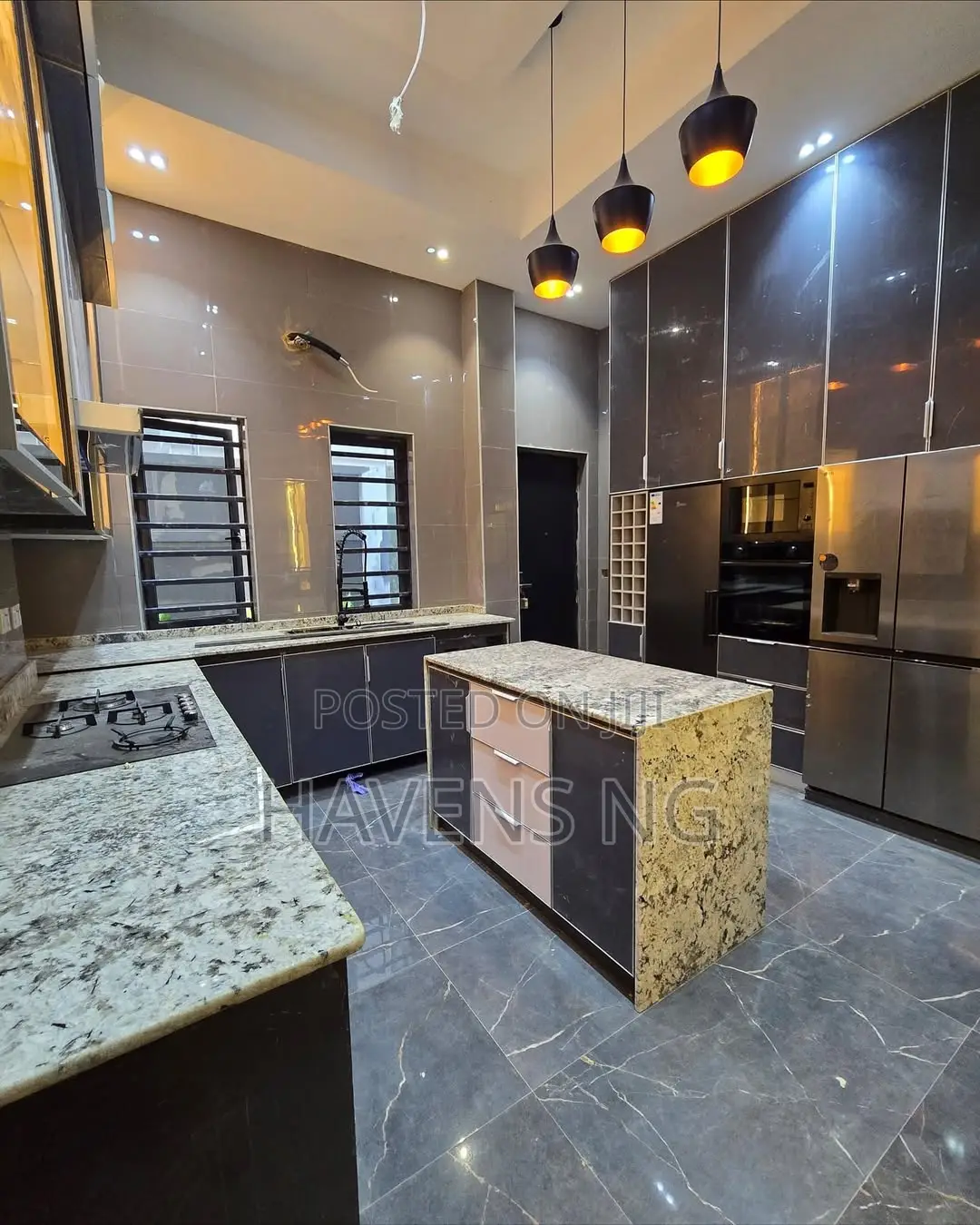 5bdrm Duplex in Ikoyi for sale