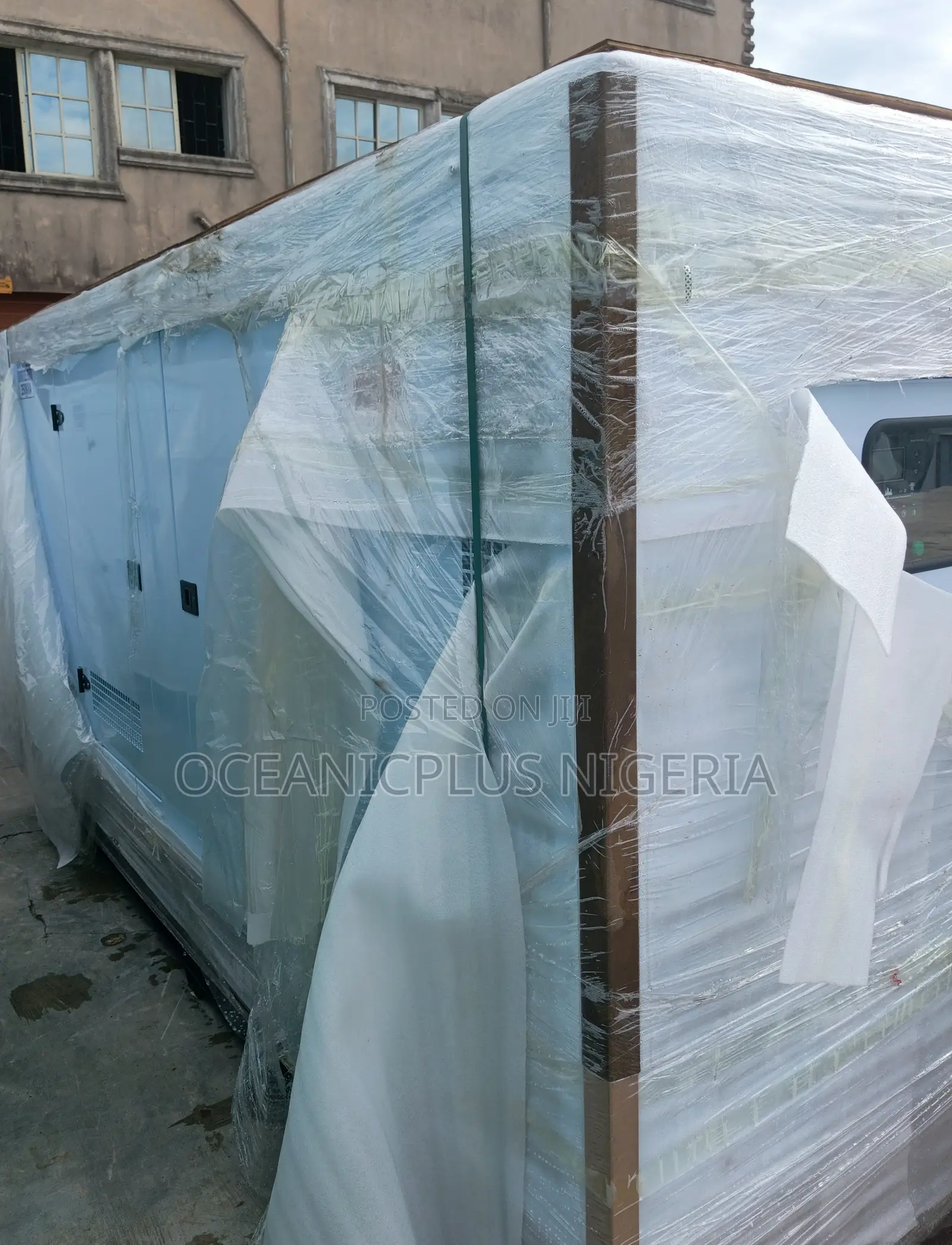 Perkins 350 Kva Soundproof Generator With Smart Power Technology