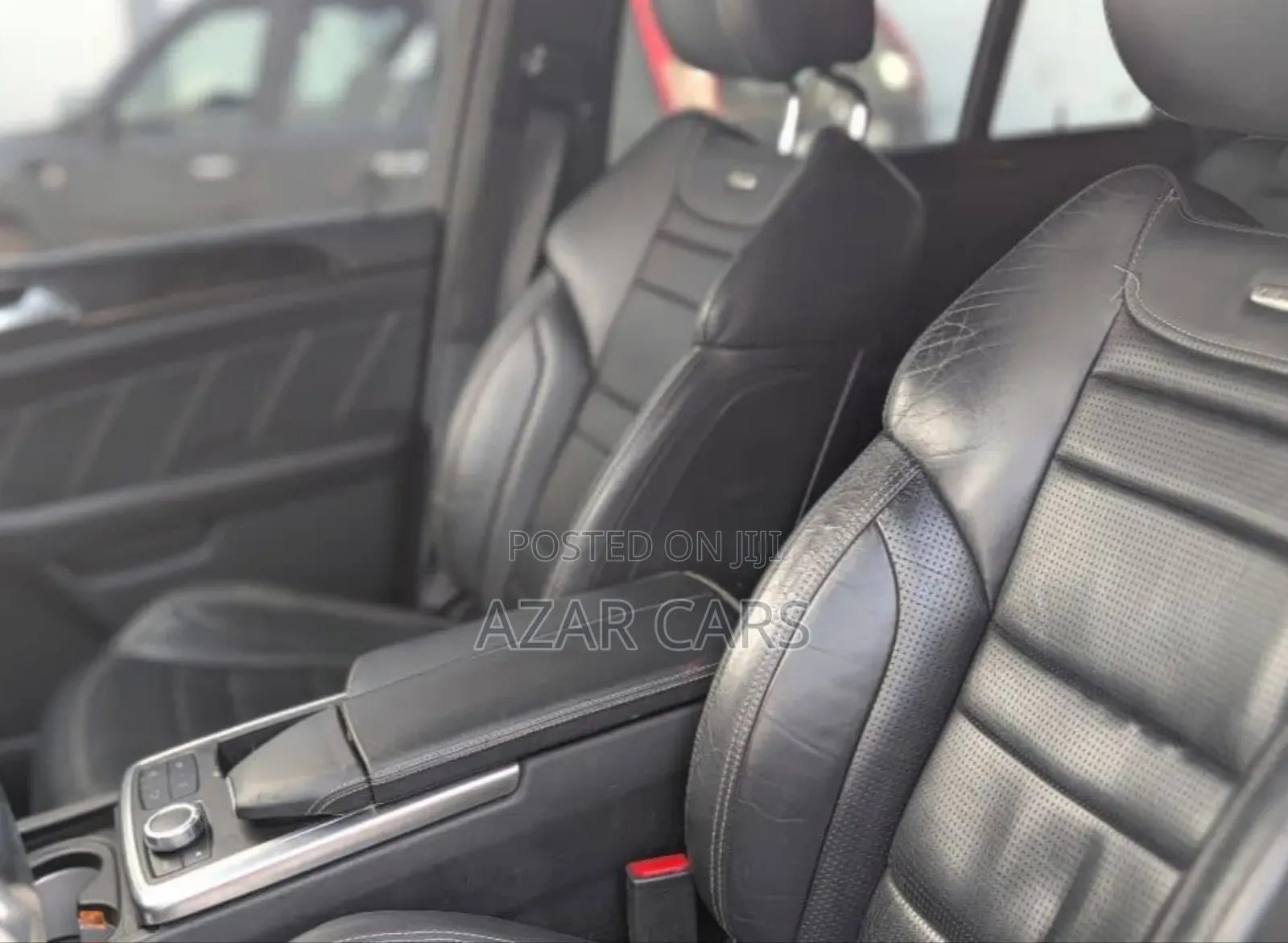 Mercedes-Benz M Class ML63 AMG 4dr SUV AWD (5.5L 8cyl Turbo 7A) 2014