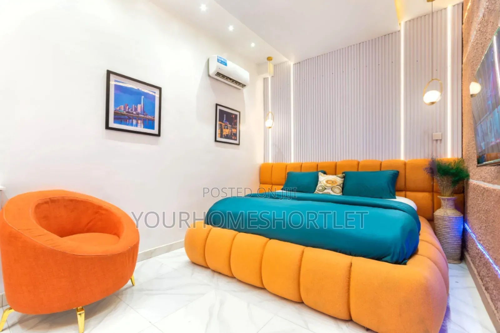 Luxury 2 and 1 Bedroom With Swimming Pool, Ps5, and Private Lounge