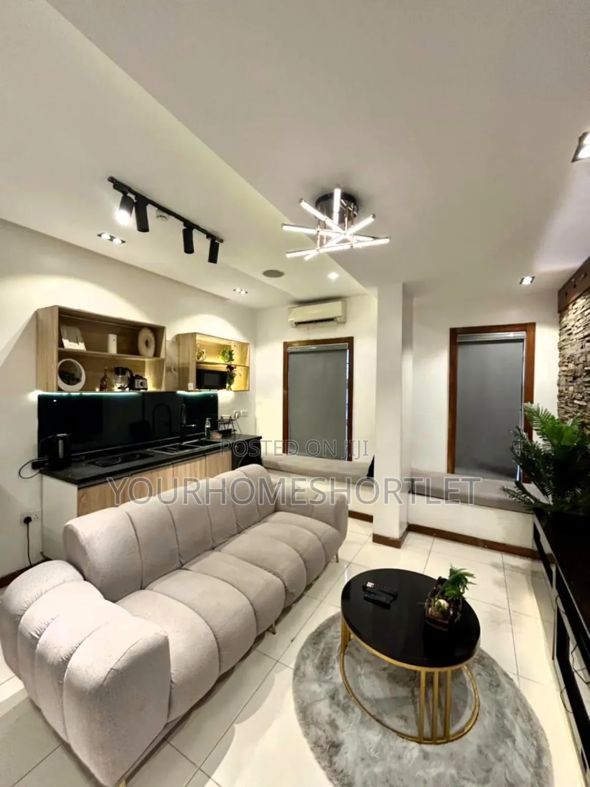 Luxury 1 Bedroom With Private Pool and Lounge
