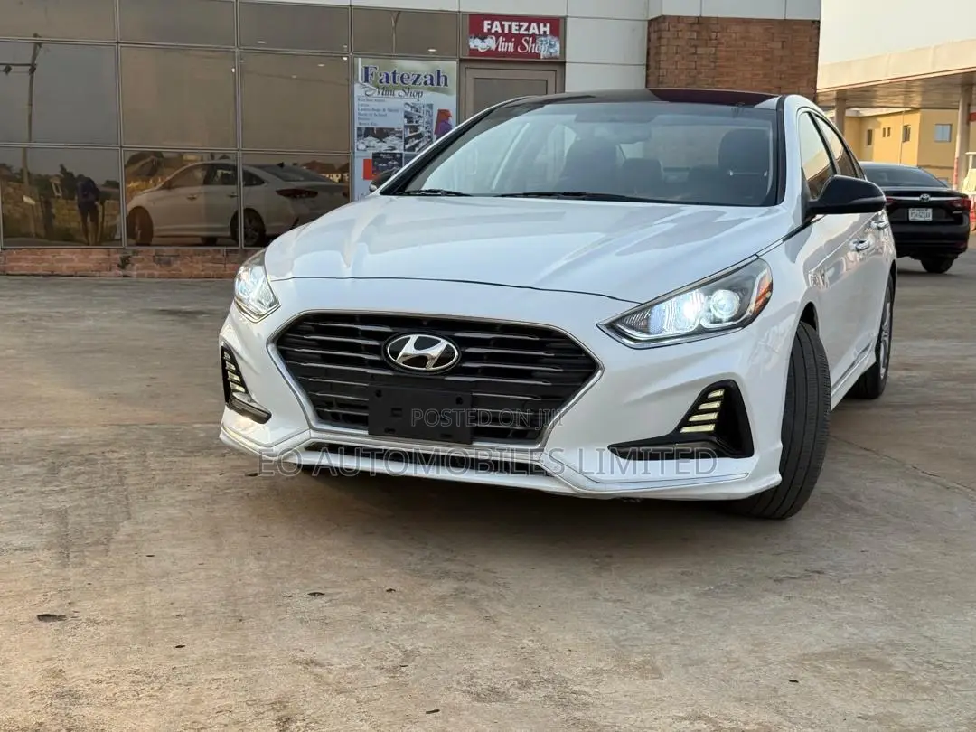 Hyundai Sonata Sport 2019 White