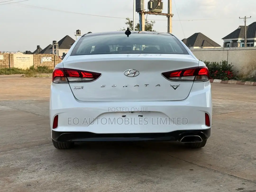 Hyundai Sonata Sport 2019 White