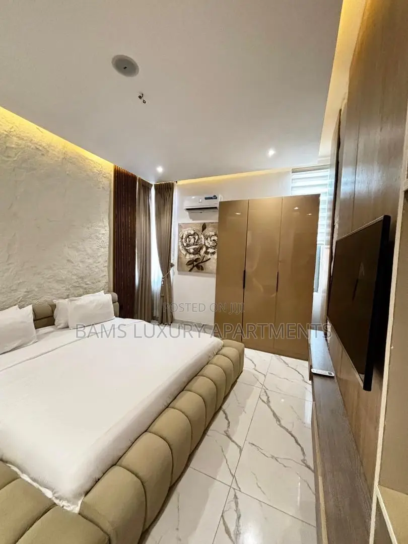2 Beds Shortlet at Lekki Phase 1