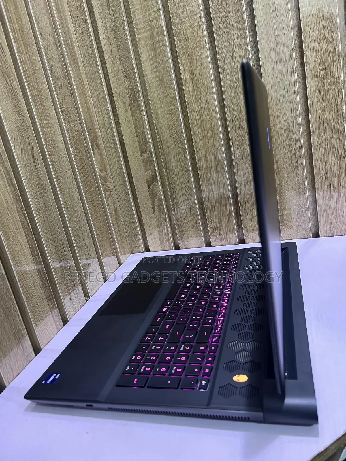 Laptop Dell Alienware M18 R2 32GB Intel Core I9 SSD 1T