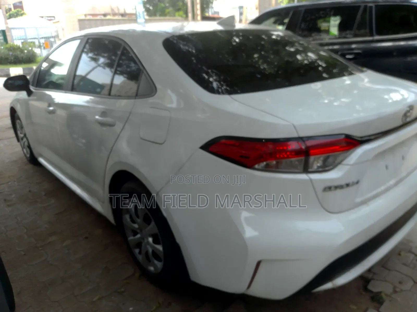 Toyota Corolla LE 2020 White