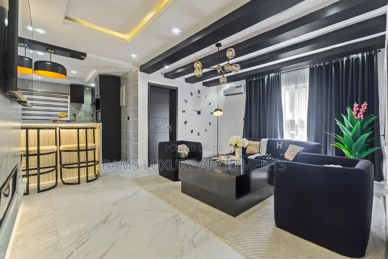 Neat One Bedroom Apartment at Lekki Phase 1