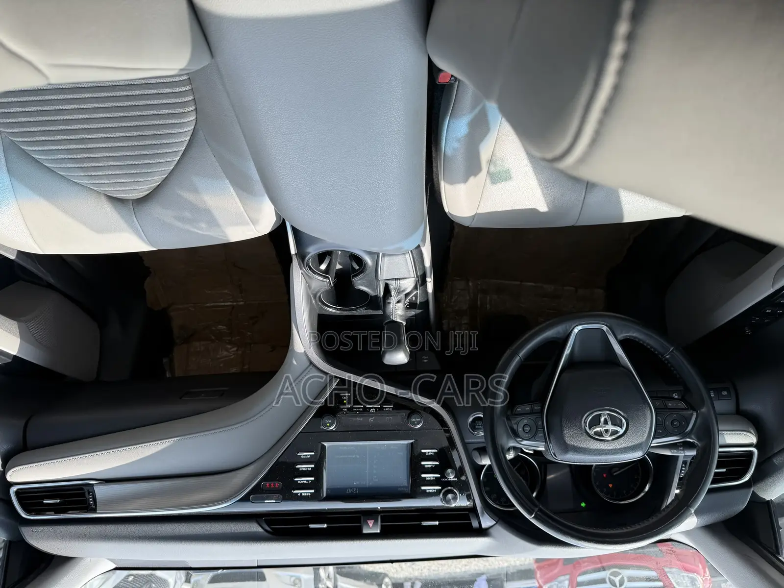 Toyota Camry 2019 Gray
