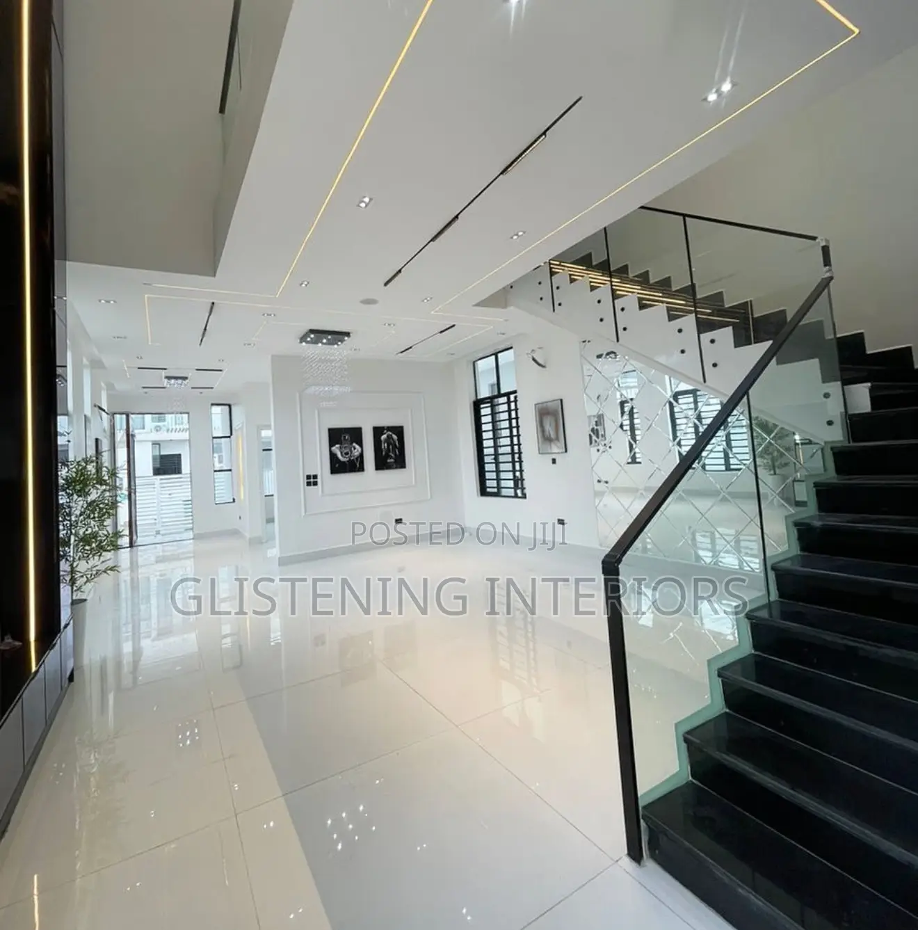 Staircase Spigot 10mm Plain Tempered Glass