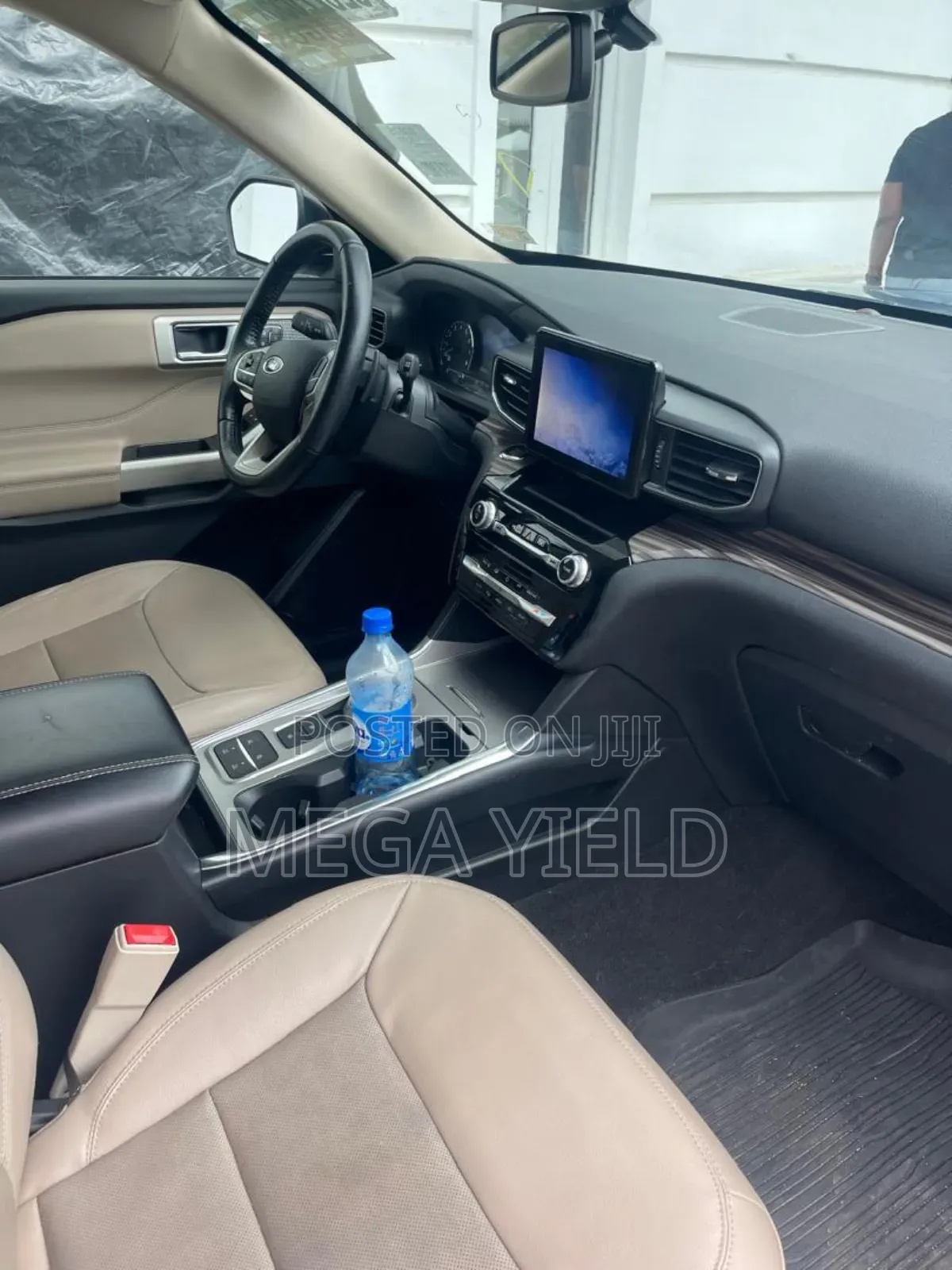 Ford Explorer Limited 2022 Blue