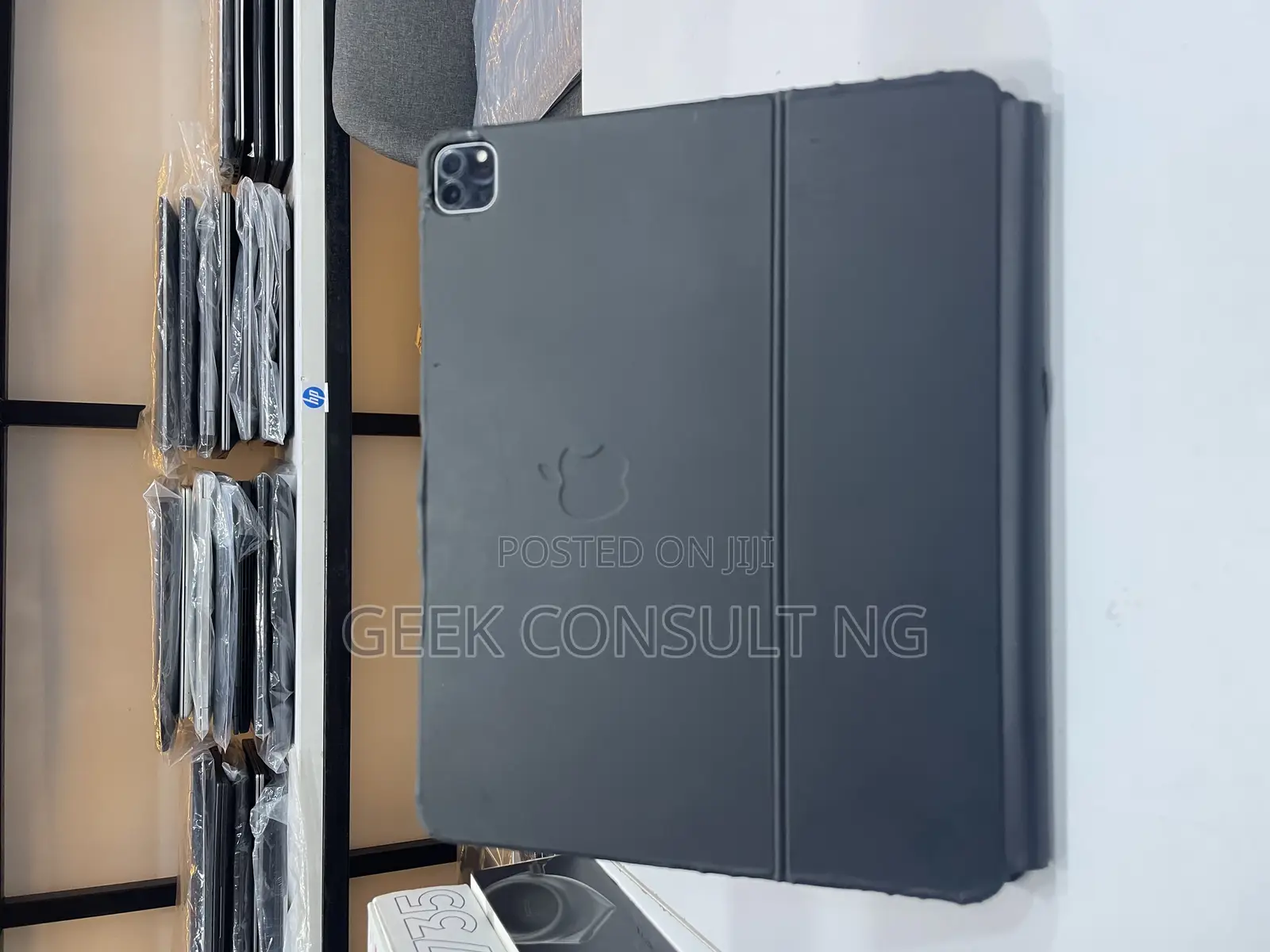 Apple iPad Pro 128 GB Gray