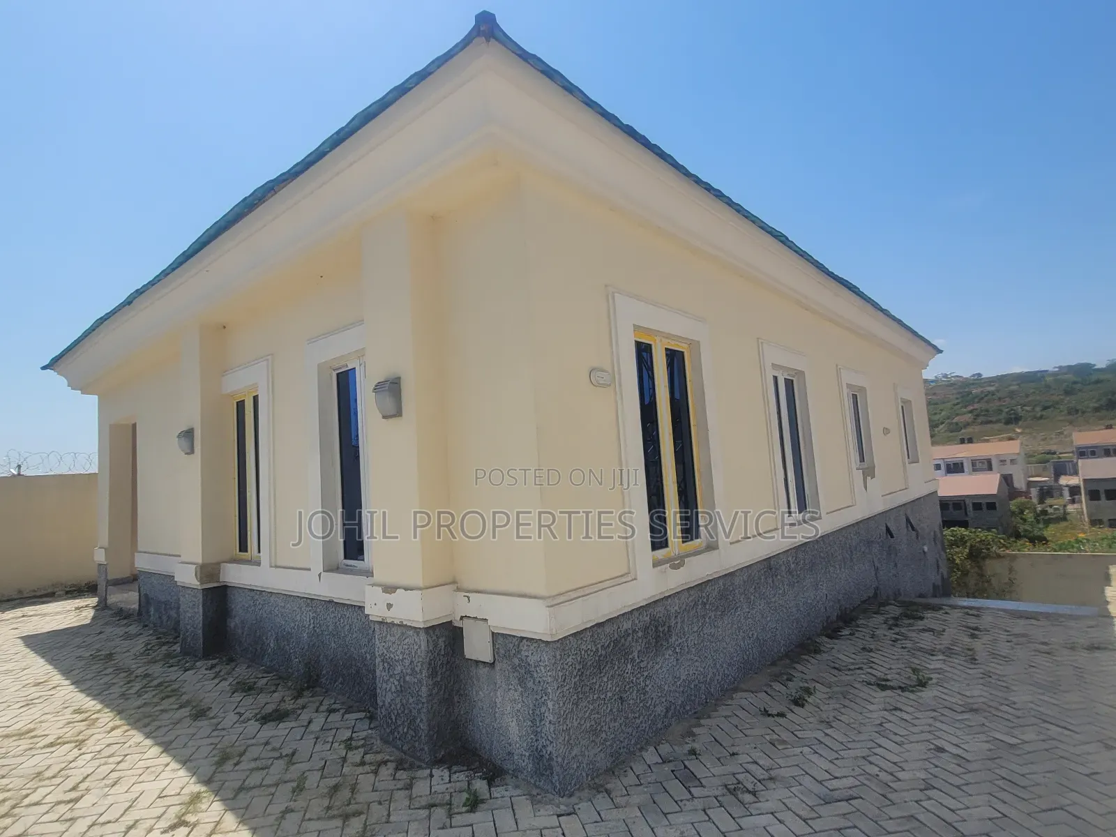 6bdrm Duplex in Naf Valley Estate, Asokoro for rent