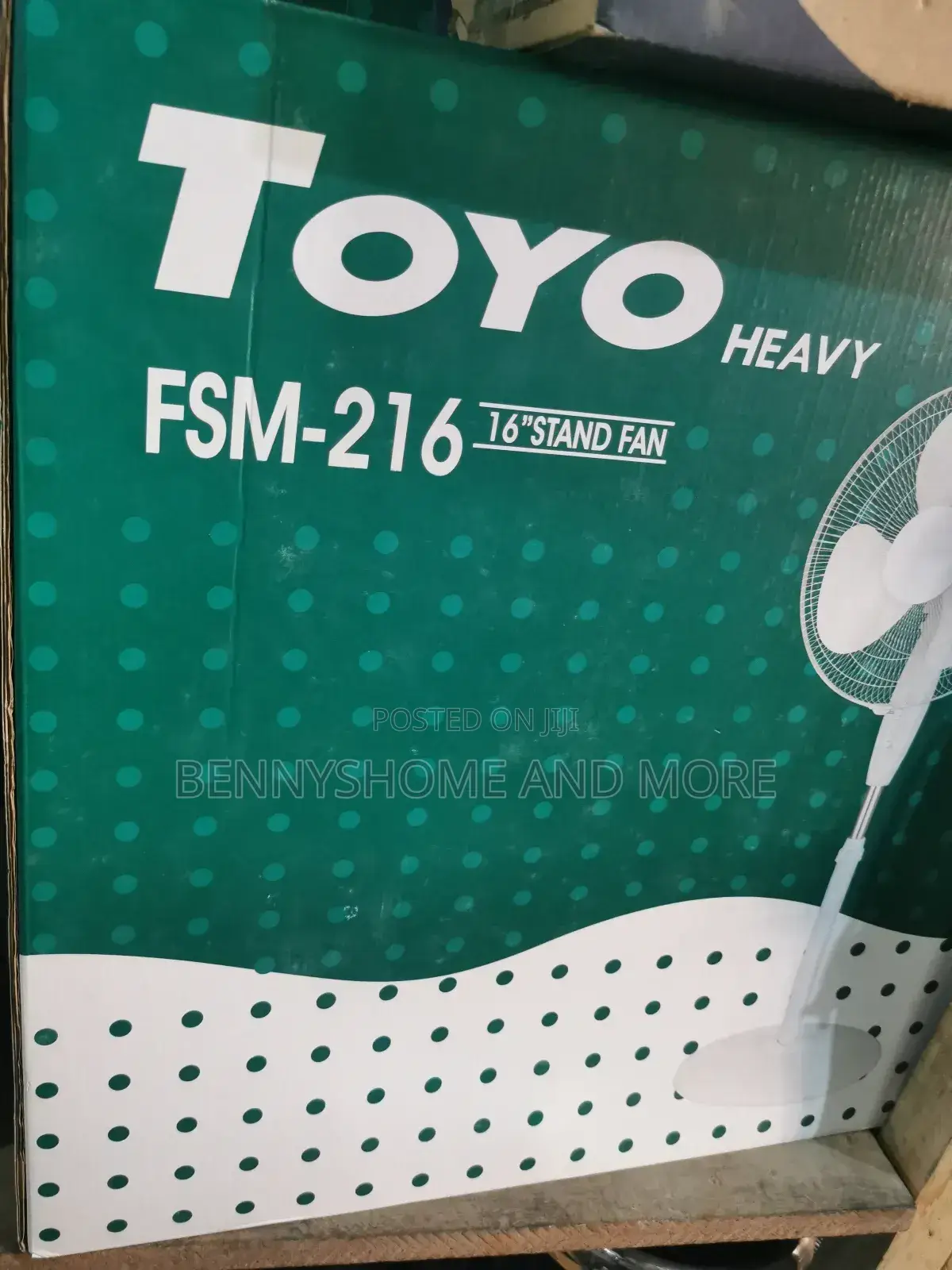 Toyo Heavy Fsm-216 16" Stand Fan